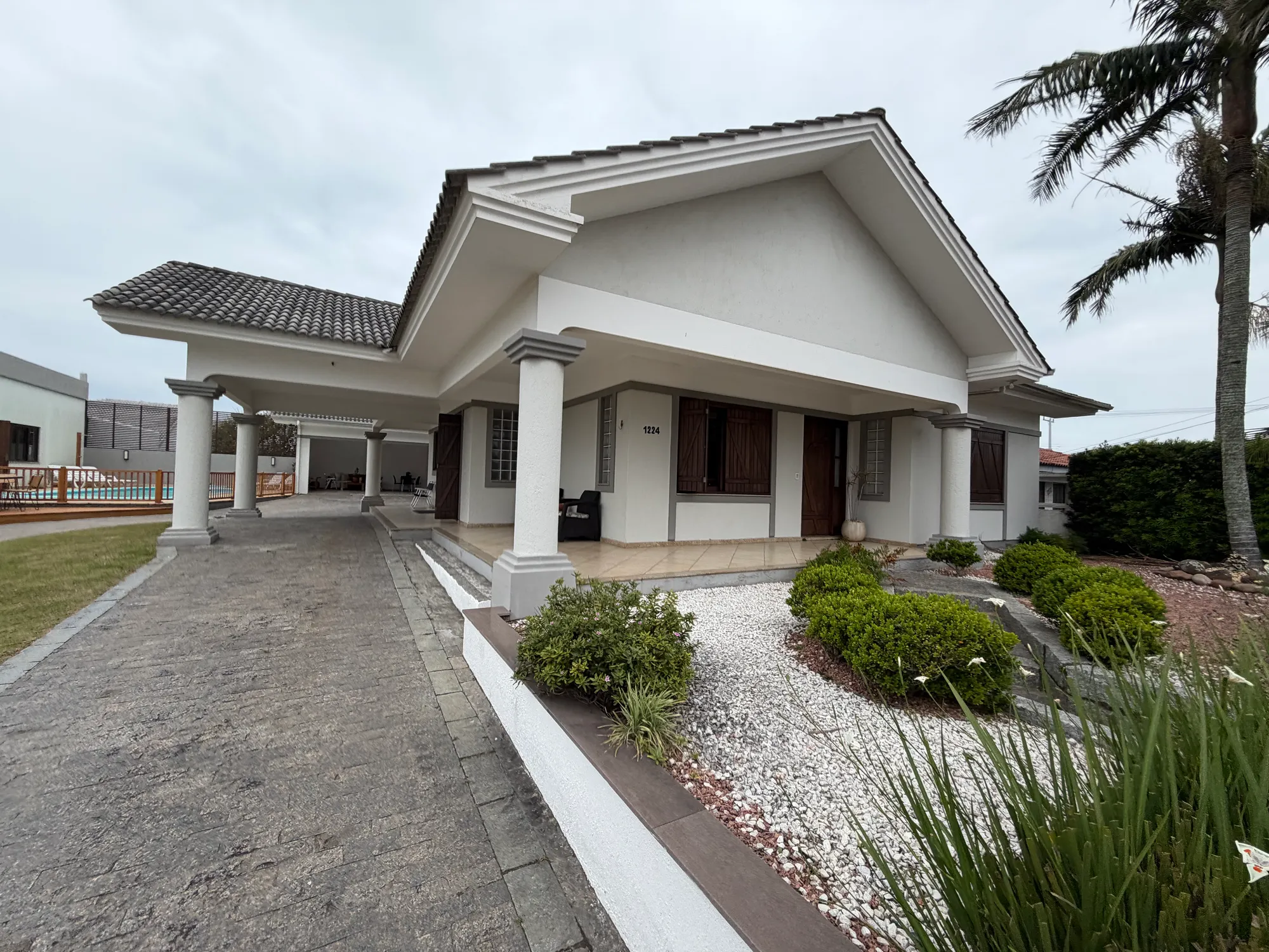 Casa com campo de futebol em Xangri-Lá 2