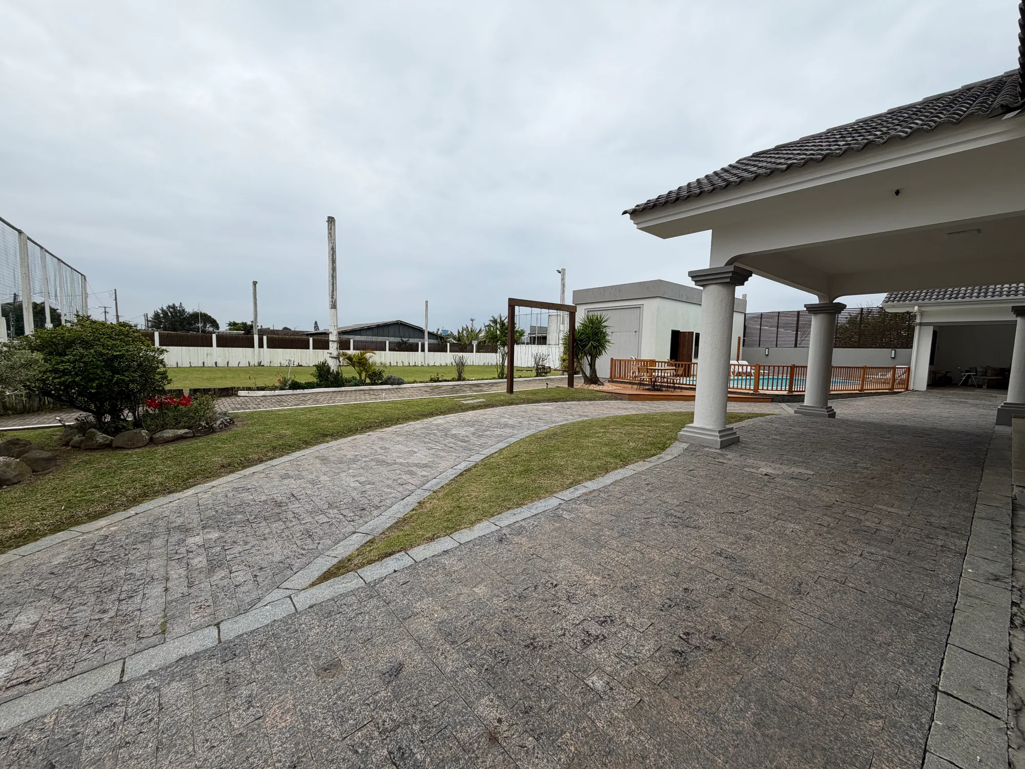 Casa com campo de futebol em Xangri-Lá 4